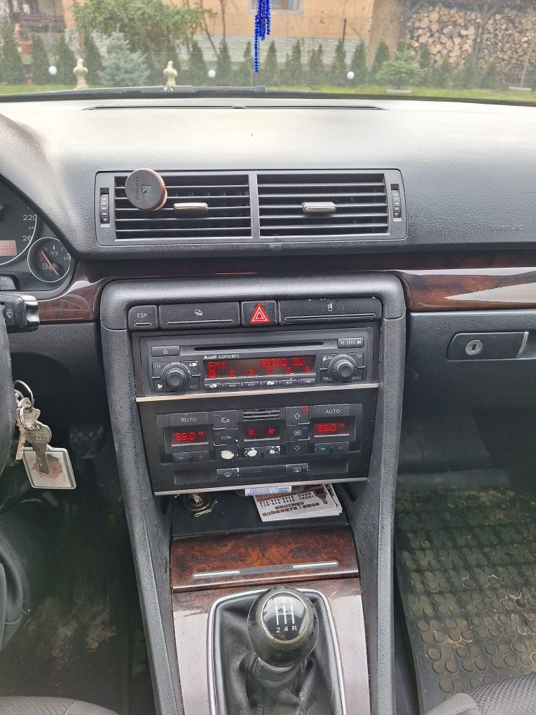Vând Audi A4 1,9 tdi