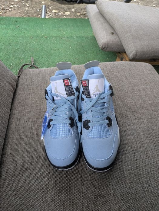 Nike Jordan 4 University Blue (mărimea: 36,42)