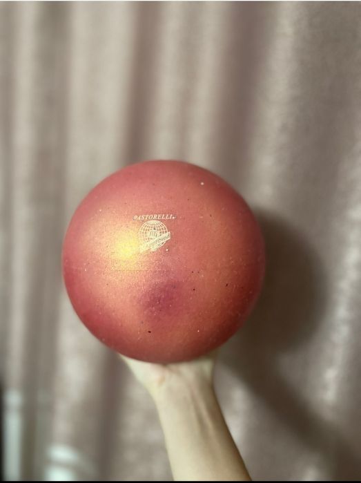 Мячи для художественной гимнастики