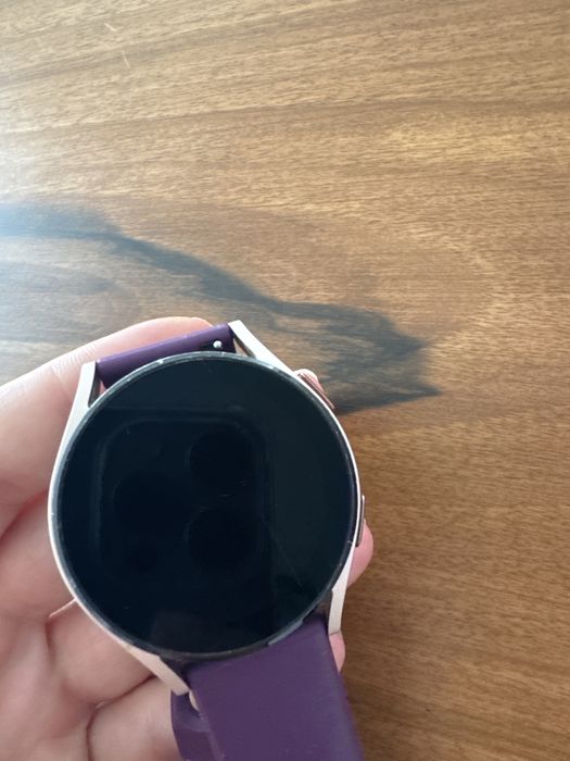 Часовник Samsung Galaxy watch 4