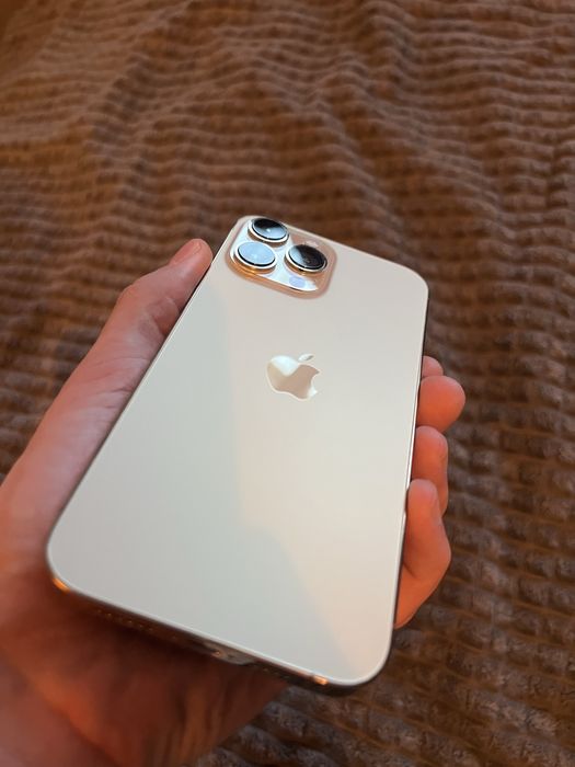 Iphone 13 pro max Gold 256 gb като нов