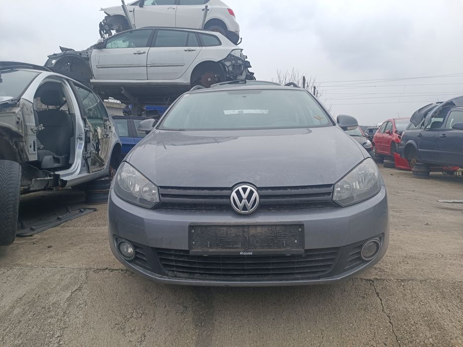 Dezmembram Volkswagen golf 6 variant, 1.6 tdi, tip CAYC