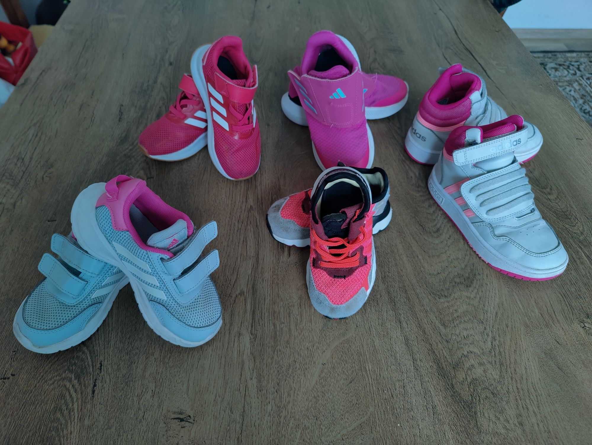 Лот от детски маратонки adidas