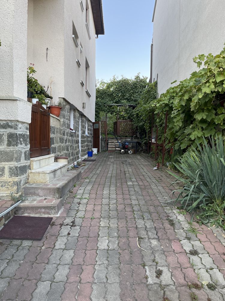 Inchiriez casa in Zalau, Str George Cosbuc 18 b
