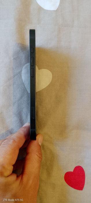 iPhone 16e, 128 GB, Black - Като нов