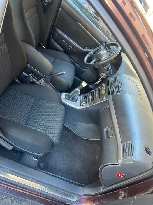 Toyota avensis 2008