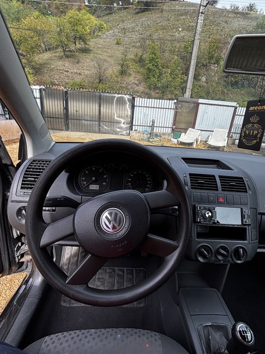 Vând POLO 1.2 Benzină
