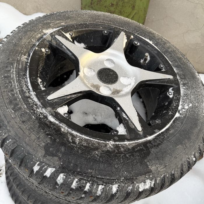 Продам зимние шины