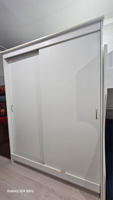 Продам шкаф в хорошем состоянии