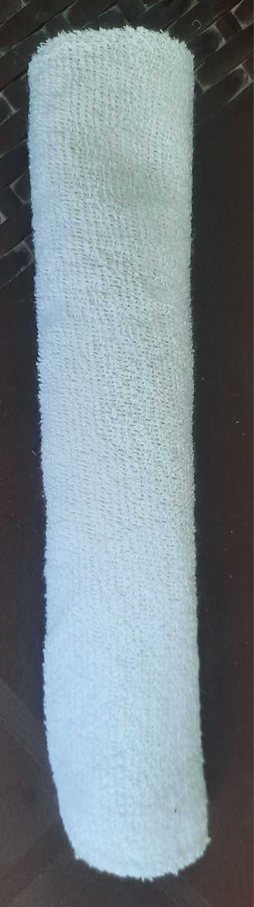 Одноразовая салфетка из ХБ. 22.5×22.55 см.