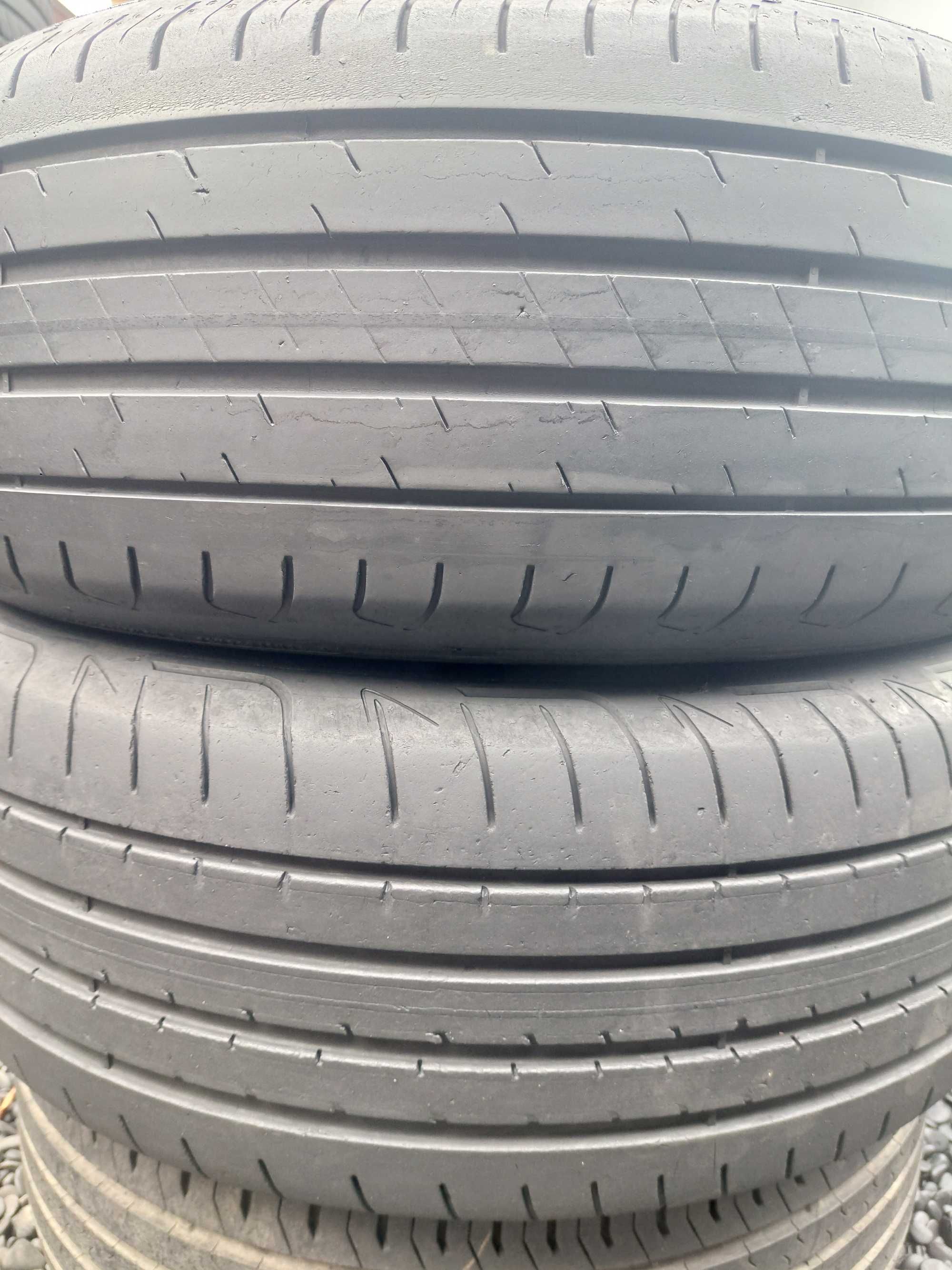 235 60 18,2buc vara GOOD YEAR,EfficientGRIP,2021,5mm