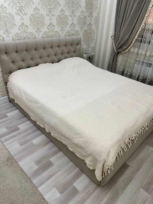 продается спальная гарнитура