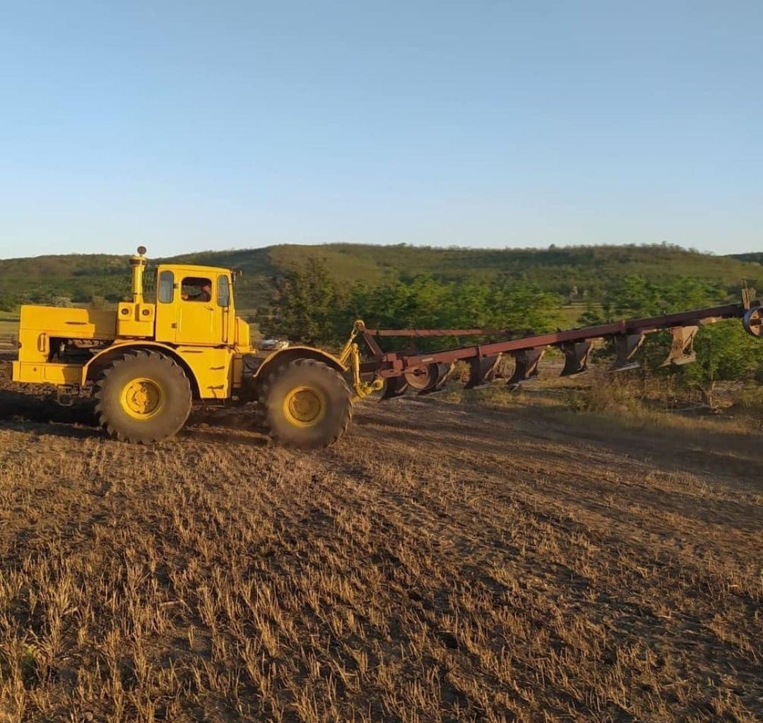 Продаётся кировец К-701