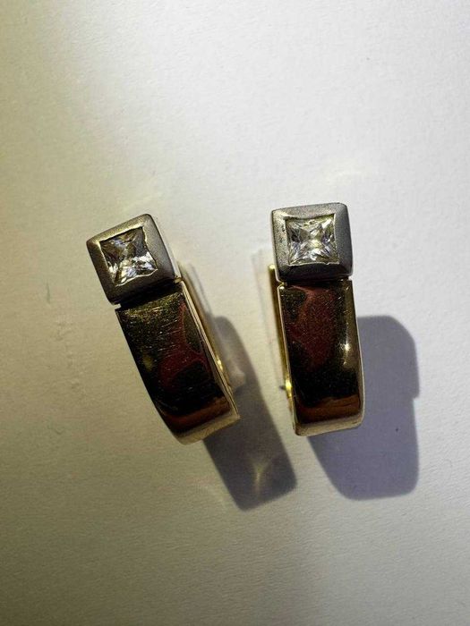 Cercei deosebiti (efn) StarAmanet