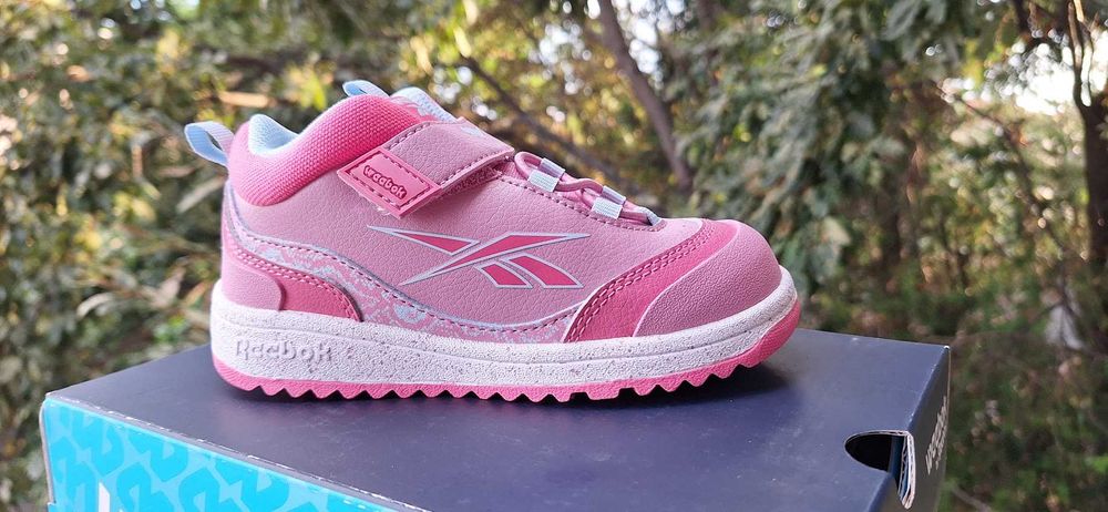 Нови обувки/маратонки/балерини/сникърси на Camper и Superfit – н. 27