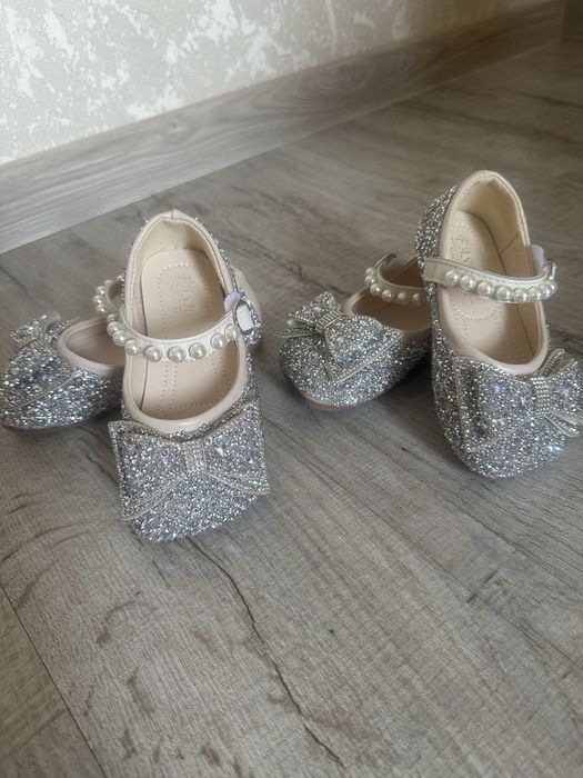 Туфельки туфли 24- 25