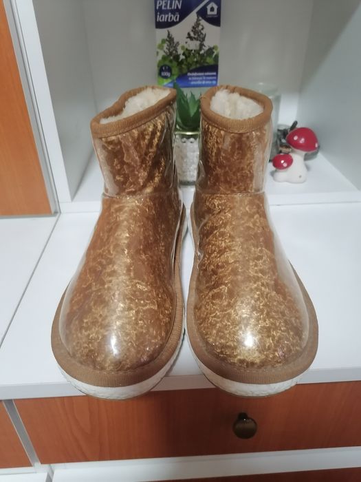 Încălțăminte damă (mărimea 36)