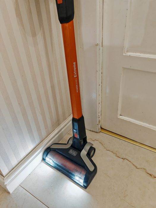 Aspirator fara fir portabil Black and Decker gen Dyson Miele Bosch AEG