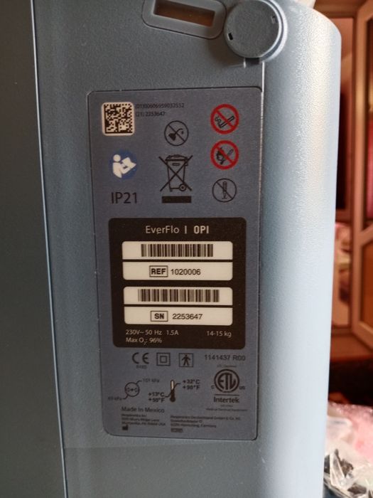 Aparat concentrator de oxigen Philips Respironics – Stare impecabilă
3