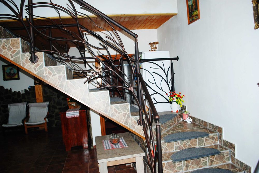 vand sau schimb imobil de locuit constructie noua 116 mp+anexa+teren