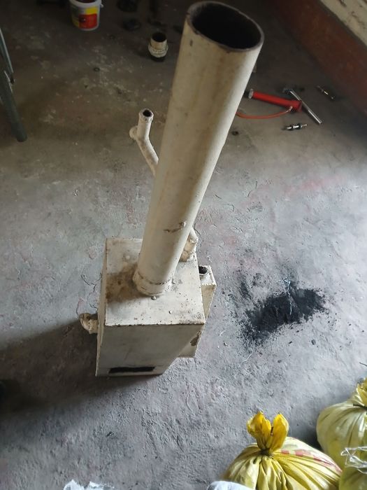 Kotyol sotiladi. Gaz va elektr tokga moslangana