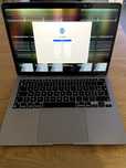 Macbook m1 512gb functioneaza cu monitor extern