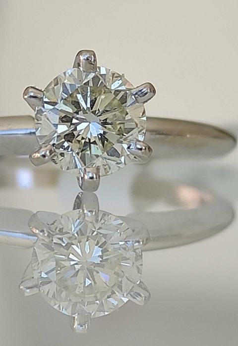 Inel logodna cu diamant 0.70ct aur 14k