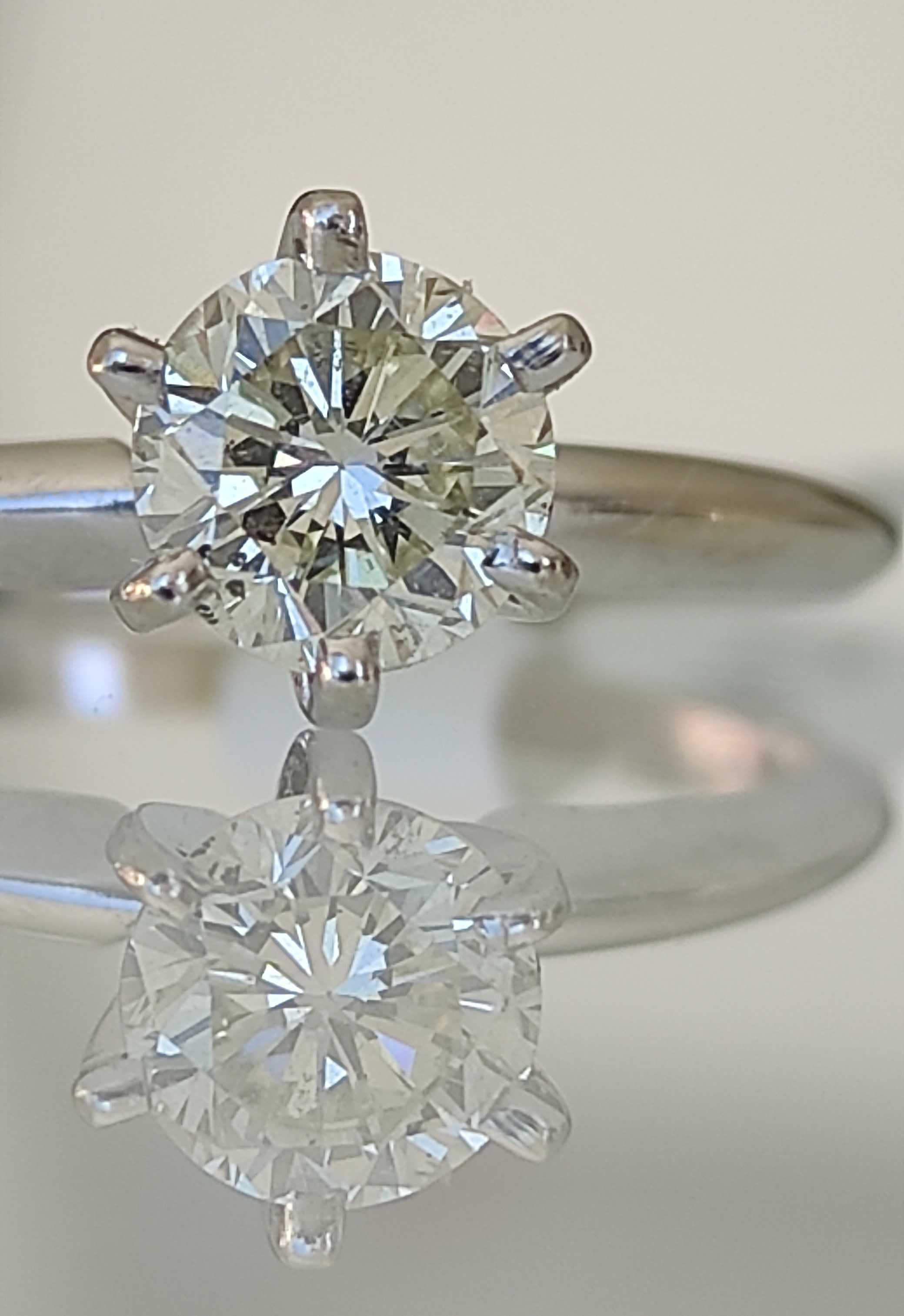 Inel logodna cu diamant 0.70ct aur 14k