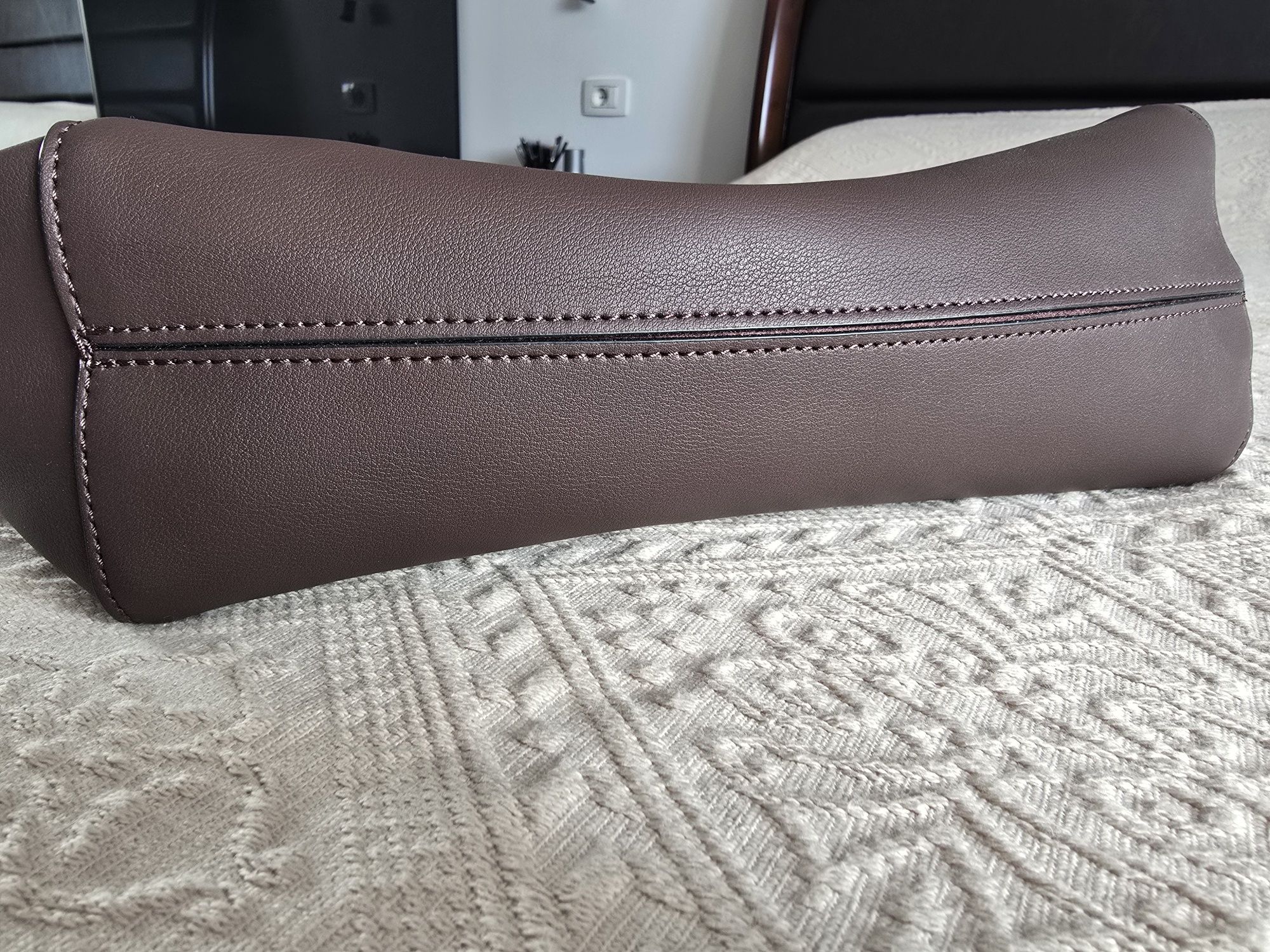 Geanta de umar Marks and Spencer maro închis