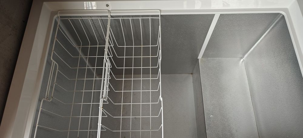 Vând combina frigorifica