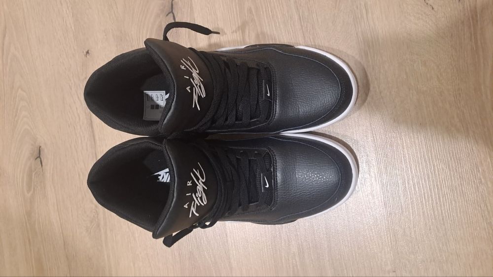 Мъжки маратонки NIKE Flight Legacy