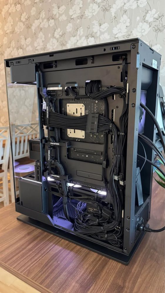 ПК 2025 RTX 5090 | Ryzen 7 9800X3D | 2TB SSD | Phanteks Evolv X2