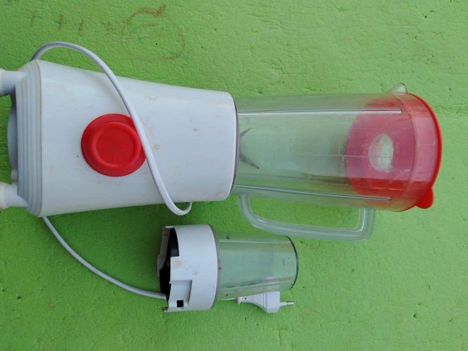 Техника для кухни бу хлебопечка и блендер