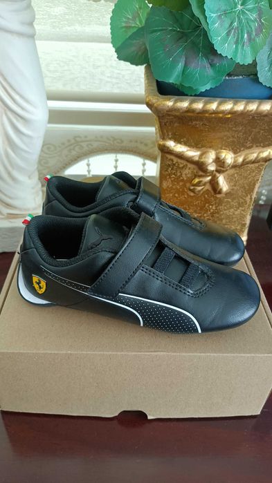 Puma Ferrari чисто нови. 27 размер