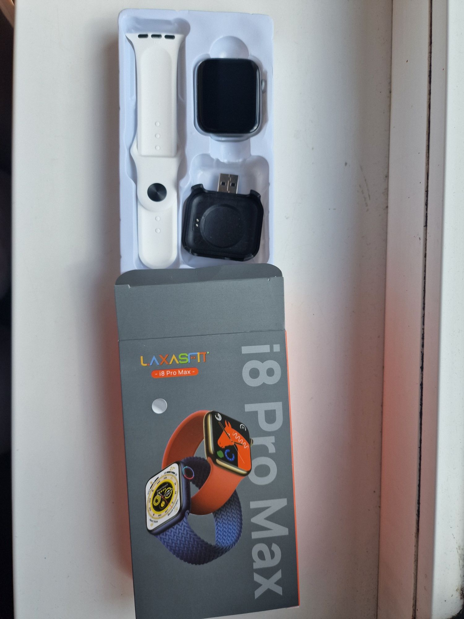 Smartwatch i8 Pro Max – Model 2024, Sigilat, Funcții Avansate