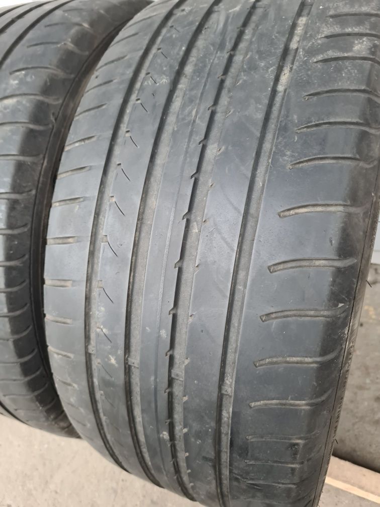 2 бр. летни гуми 255/40/18 GoodYear RSC DOT 4514 4,5 mm