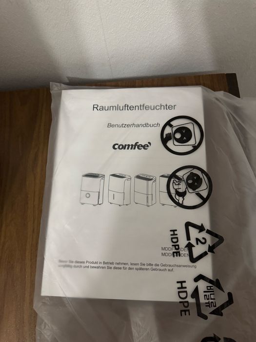 Влагоабсорбатор Midea Comfee 20Л Чисто Нов!