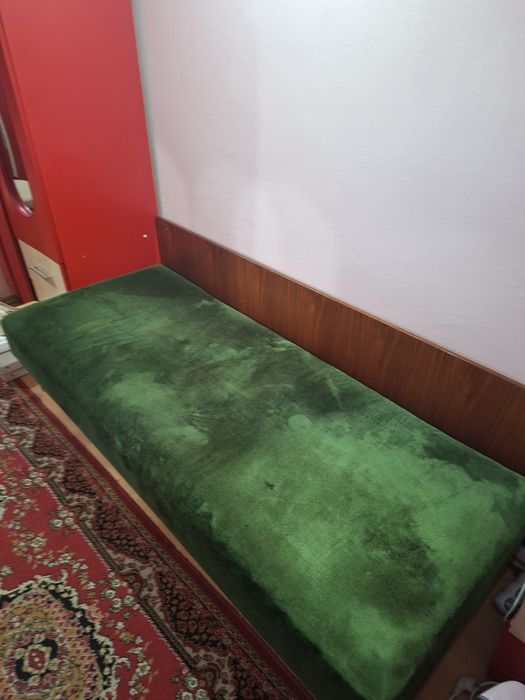 Vând pat 1 persoana