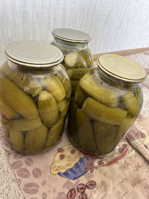 Домашнее соленье, салаты