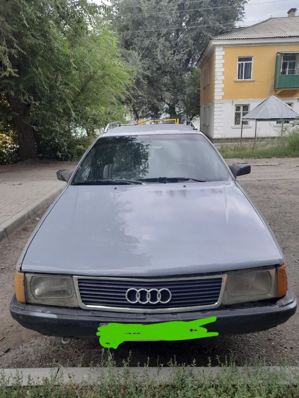 Продам авто ауди 100! 1990 года