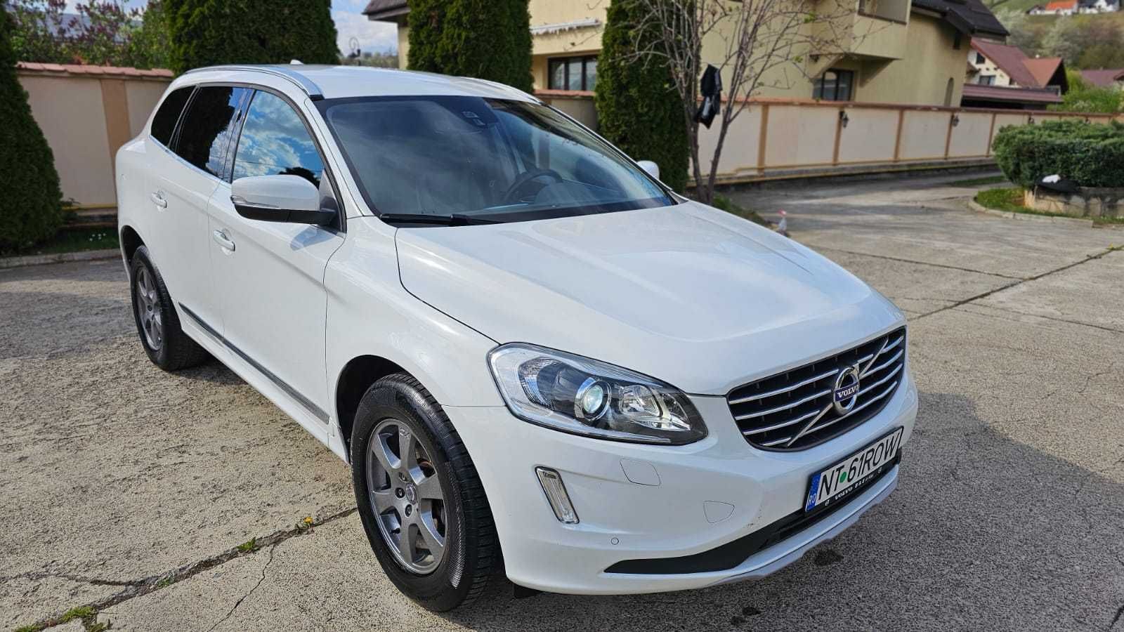 VOLVO XC60 D4 2017 2.0 TDi, 190 CP, 2WD, SUMMUM, Automata, Piele, Navi