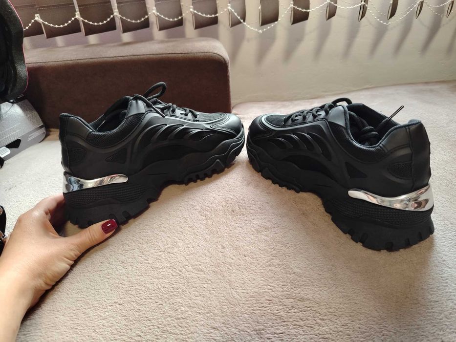 Дамски маратонки