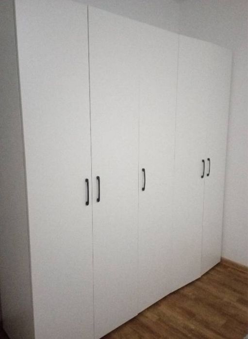 Распашной большой шкаф с гардеробным