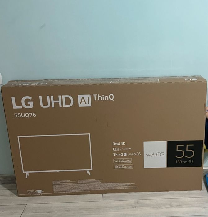 Срочно ТV LG 140 см диагональ