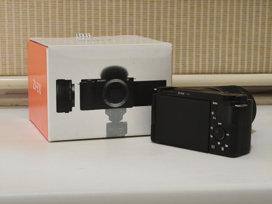 Sony ZV E10 Камера 4K для блогеров
