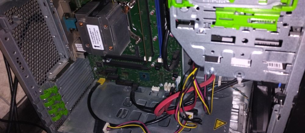 Компьютер  монитор