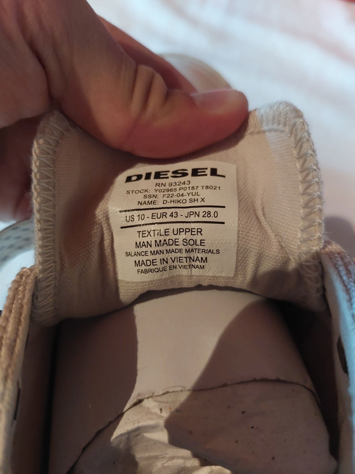 Чисто нови обувки Diesel d-hiko sh x 43