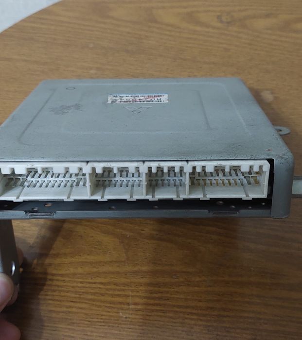 Блок управления двигателем GTI4G93