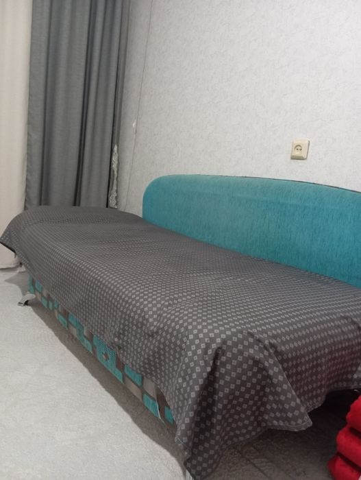 Продается Диван.