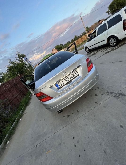 Mercedes benz c250
